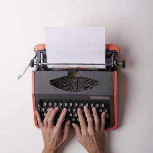 Macchina da scrivere (2)
